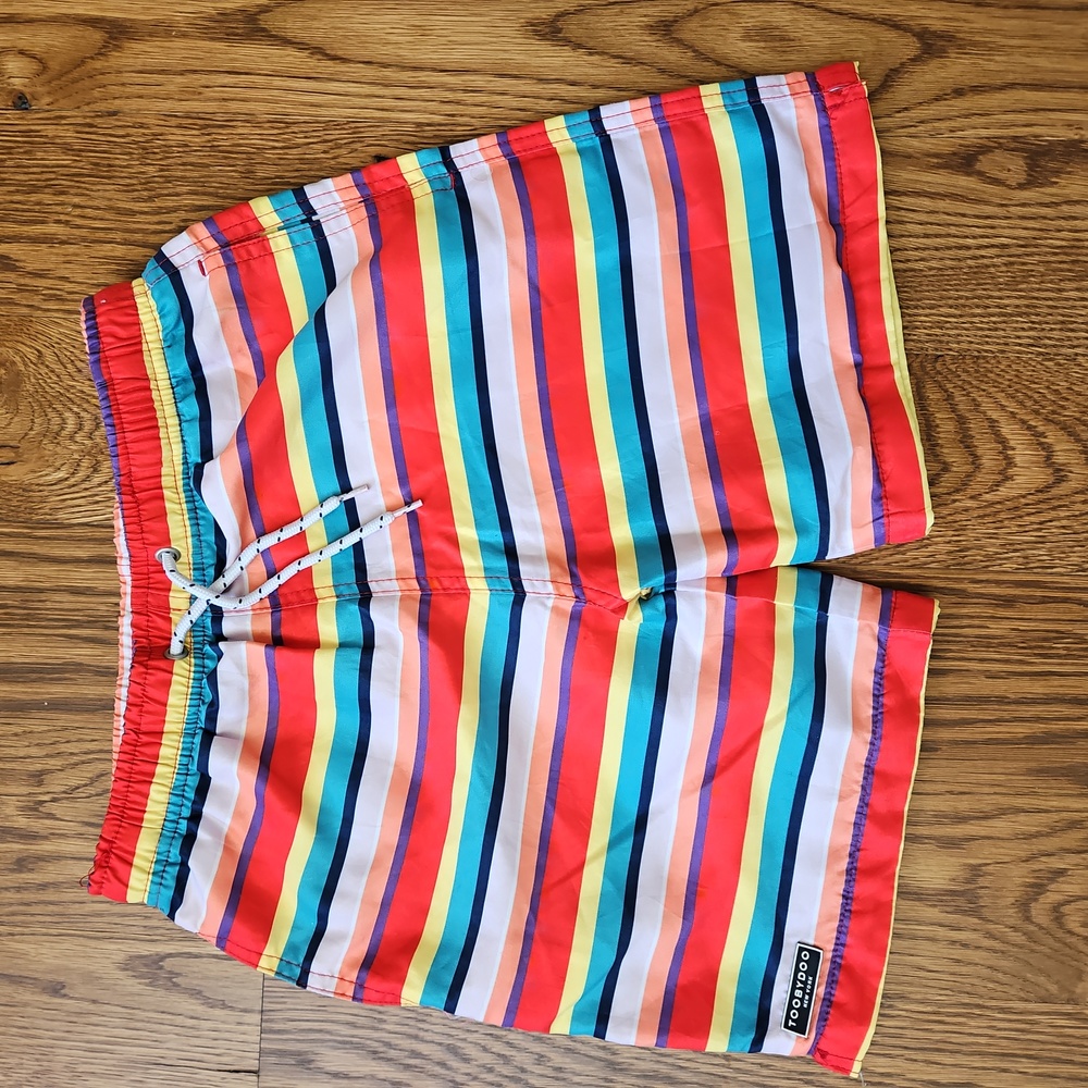 Toobydoo Boys Swim Shorts - size 9-10 - in great condition!